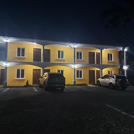 Hotel Los Reyes Coban Luaran gambar