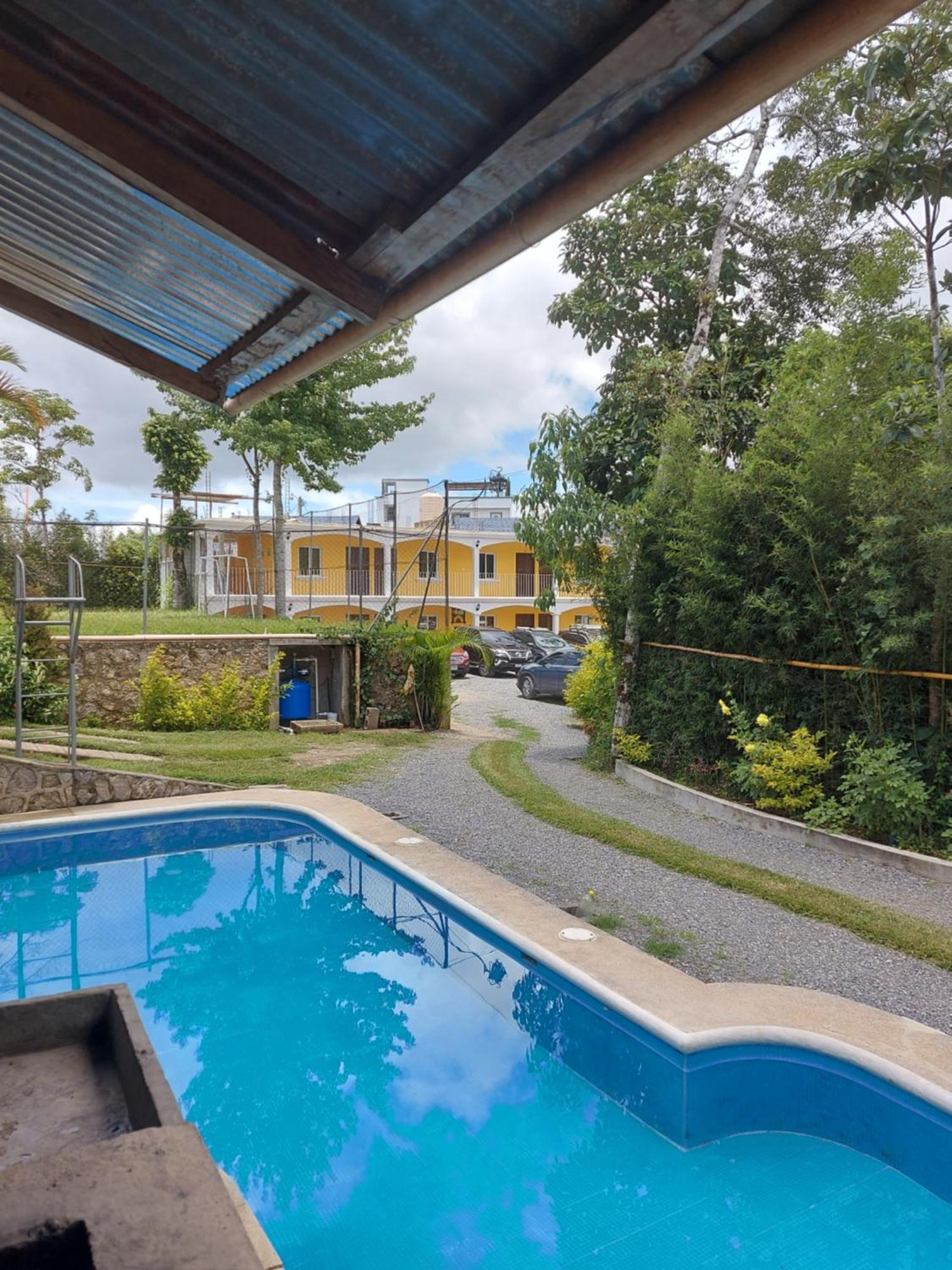 Hotel Los Reyes Coban Luaran gambar